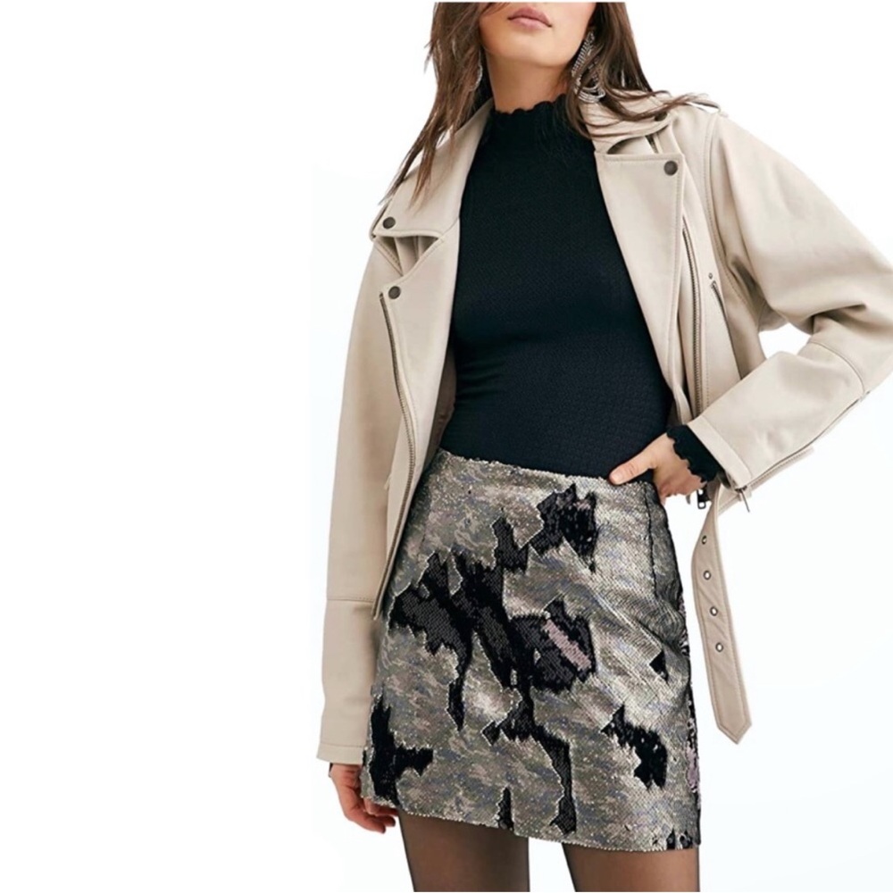 NWT Free People FP One Sequin Mini Skirt Camo/Black Reversible Sequins size 8